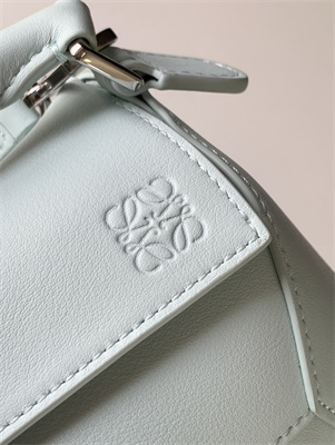 L0ew* mini puzzle bag in classic calfskin