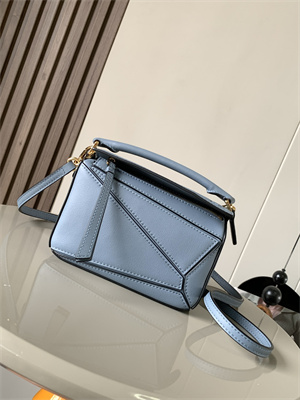 L0ew* mini puzzle bag in classic calfskin