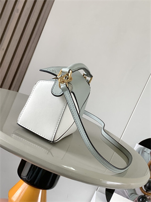 L0ew* mini puzzle bag in classic calfskin