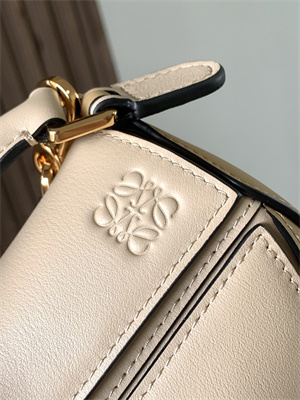 L0ew* mini puzzle bag in classic calfskin