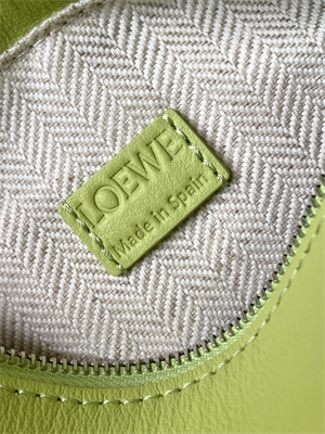 L0ew* mini puzzle bag in classic calfskin