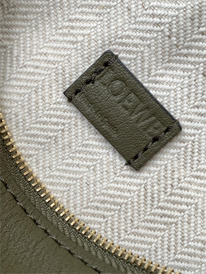 L0ew* mini puzzle bag in classic calfskin