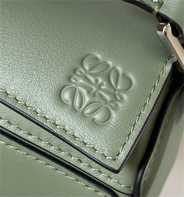 L0ew* mini puzzle bag in classic calfskin