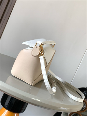 L0ew* mini puzzle bag in classic calfskin
