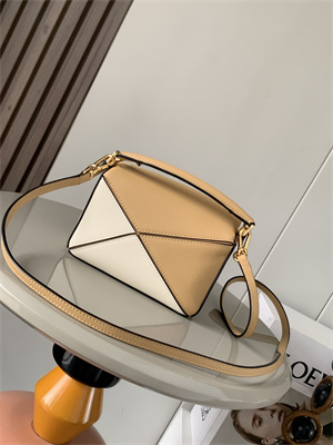 L0ew* mini puzzle bag in classic calfskin