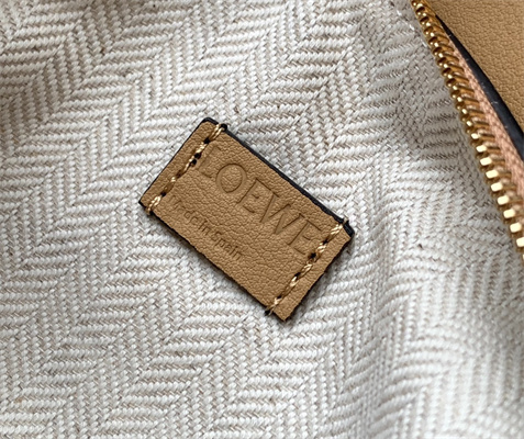 L0ew* mini puzzle bag in classic calfskin