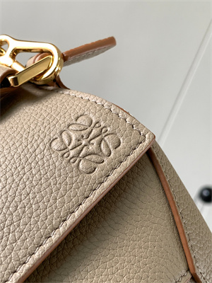 L0ew* mini puzzle bag in soft grained calfskin