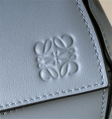 L0ew* small puzzle bag in classic calfskin