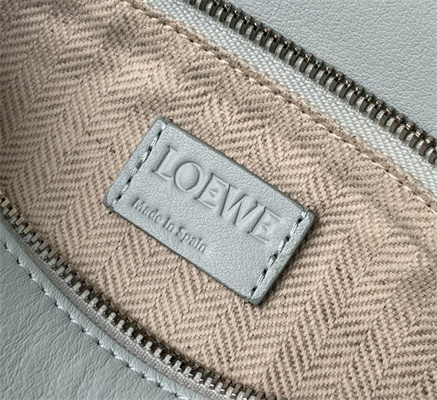 L0ew* small puzzle bag in classic calfskin