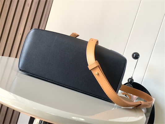 L0ew* small puzzle bag in classic calfskin