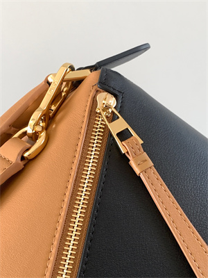 L0ew* small puzzle bag in classic calfskin