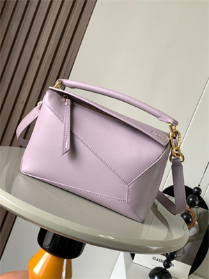 L0ew* small puzzle bag in classic calfskin