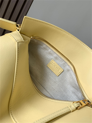 L0ew* small puzzle bag in classic calfskin