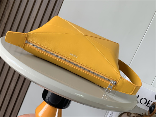 L0ew* puzzle fold wash bag in shiny calfskin