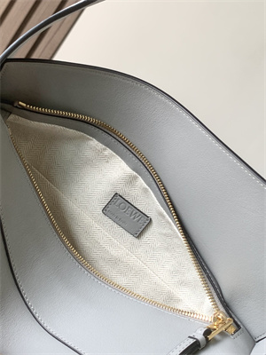 L0ew* puzzle hobo bag in classic calfskin