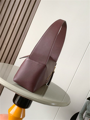 L0ew* puzzle hobo bag in classic calfskin