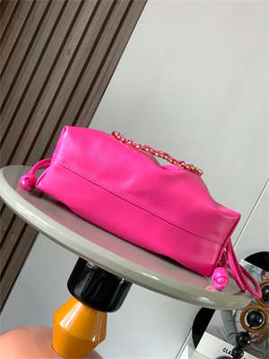 L0ew* medium flamenco purse in  mellow nappa lambskin