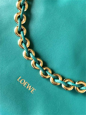 L0ew* medium flamenco purse in  mellow nappa lambskin