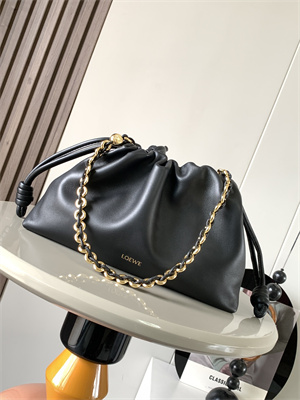 L0ew* medium flamenco purse in  mellow nappa lambskin