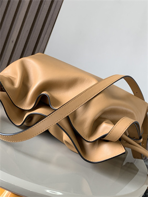 L0ew* medium flamenco clutch in nappa calfskin