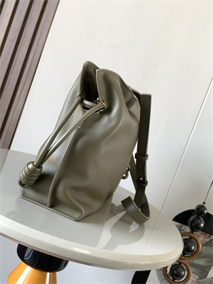 L0ew* medium flamenco clutch in nappa calfskin