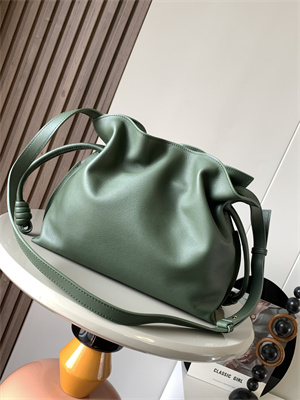 L0ew* medium flamenco clutch in nappa calfskin