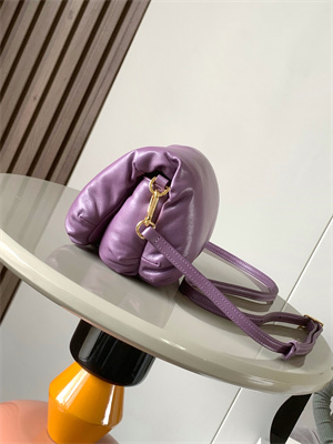 L0ew* puffer goya bag in shiny nappa lambskin