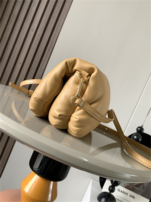 L0ew* puffer goya bag in shiny nappa lambskin