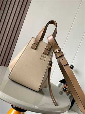 L0ew* compact hammock bag in soft grained calfskin