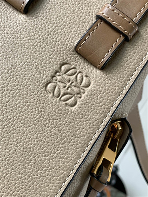 L0ew* compact hammock bag in soft grained calfskin