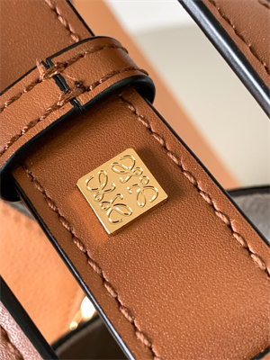 L0ew* compact hammock bag in soft grained calfskin