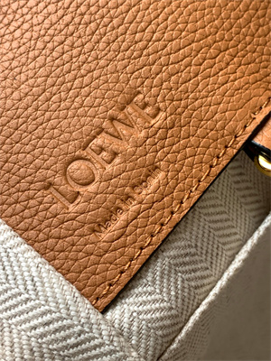 L0ew* compact hammock bag in soft grained calfskin