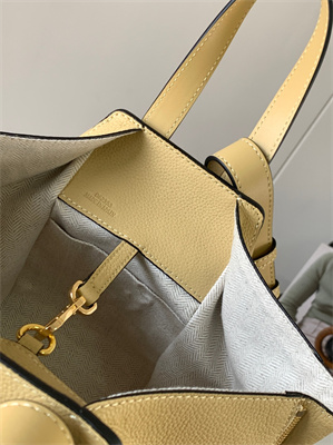 L0ew* compact hammock bag in soft grained calfskin