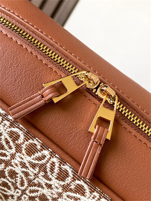 L0ew* amazona 23 bag in anagram jacquard and calfskin brown