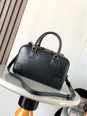 L0ew* amazona 23 bag in nappa calfskin black