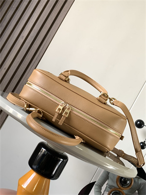 L0ew* amazona 23 bag in nappa calfskin brown