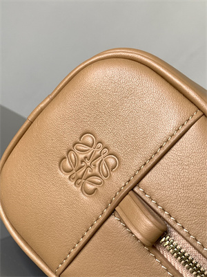 L0ew* amazona 23 bag in nappa calfskin brown