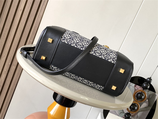 L0ew* amazona 28 bag in anagram jacquard and calfskin black