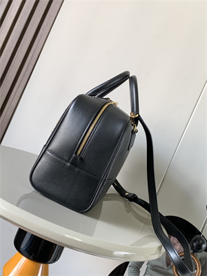 L0ew* amazona 23 bag in nappa calfskin black