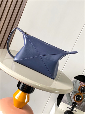 L0ew* puzzle fold wash bag in shinny calfskin