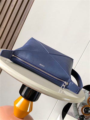 L0ew* puzzle fold wash bag in shinny calfskin