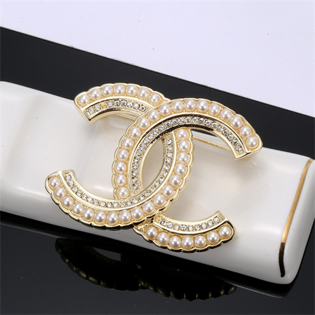 Ch*el brooch 33205
