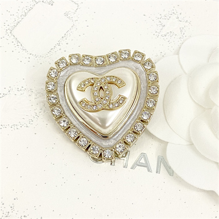 Ch*el brooch 33210