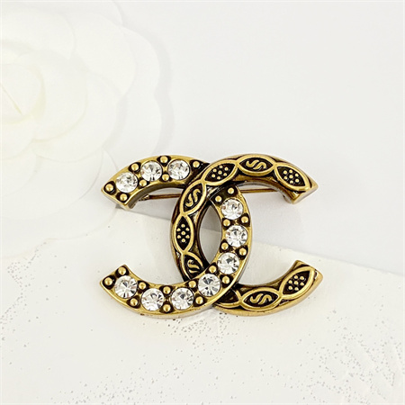 Ch*el brooch 33228