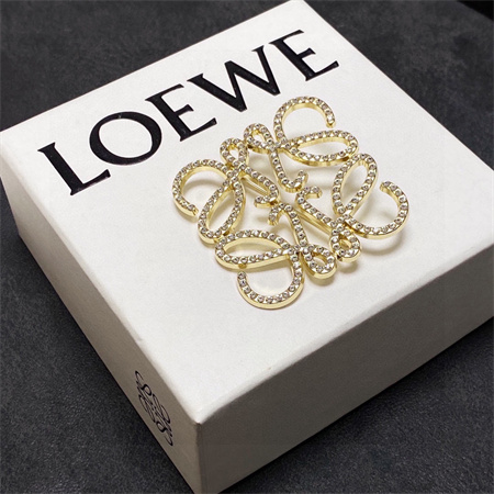 L0ew* brooch 33245