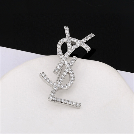 Y*L brooch 33263