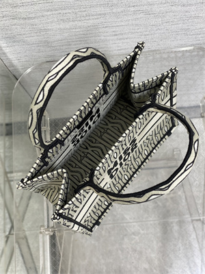 cd miss D*or small book tote allover emb green