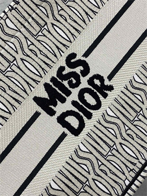 cd miss D*or medium book tote allover emb green