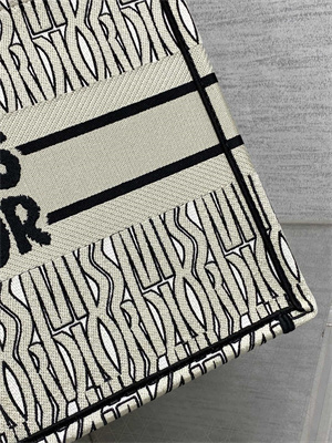 cd miss D*or medium book tote allover emb green