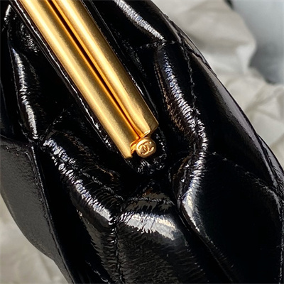 Ch*el clutch with chain lambskin gold-tone metal black ap4028